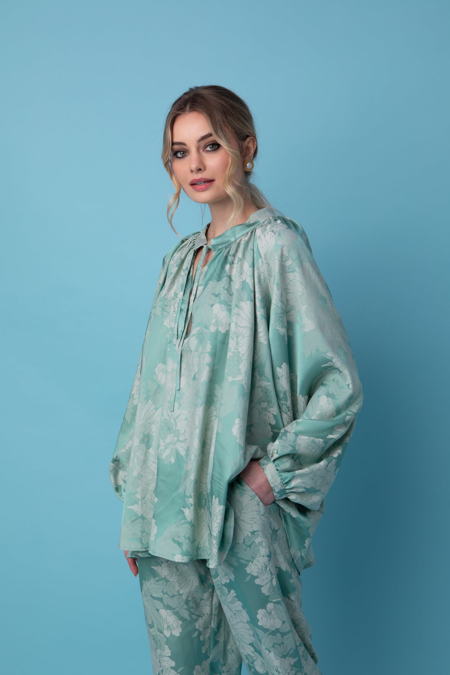 CYNTHIA MINT SATIN PANTS