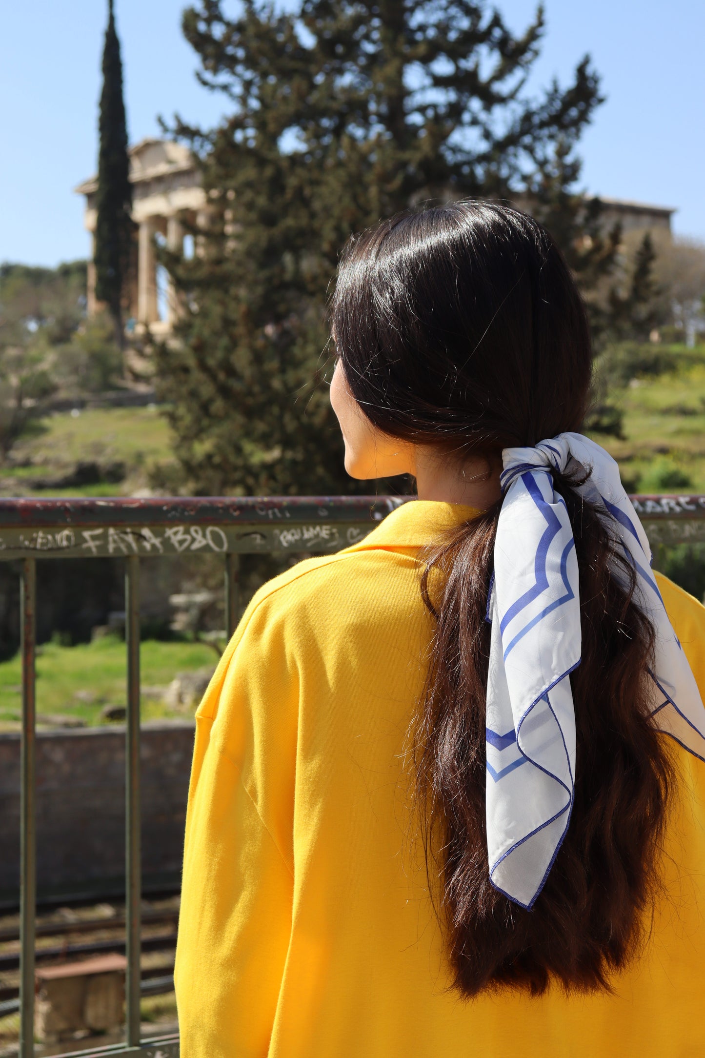 POIOS TO XEREI SCARF